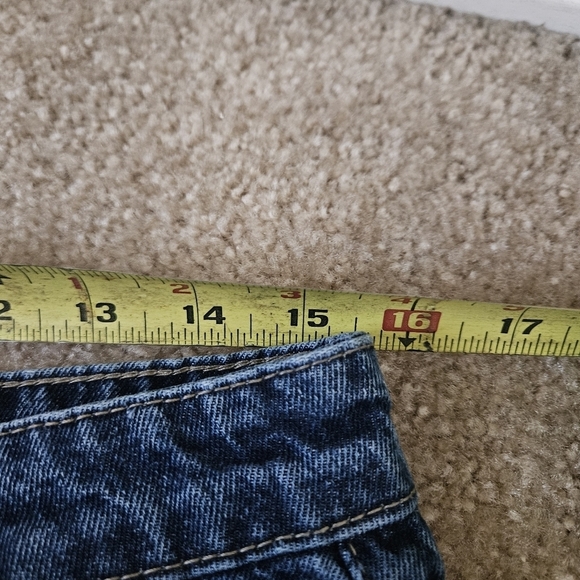 KanCan Denim Shorts Distressed High-Waisted 11/29 - Picture 4 of 6